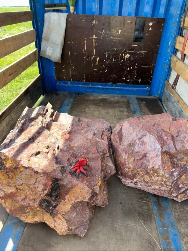Ландшафтные глыбы красно-фиолетовые 200-1000 килограмм купить в Владимирской области