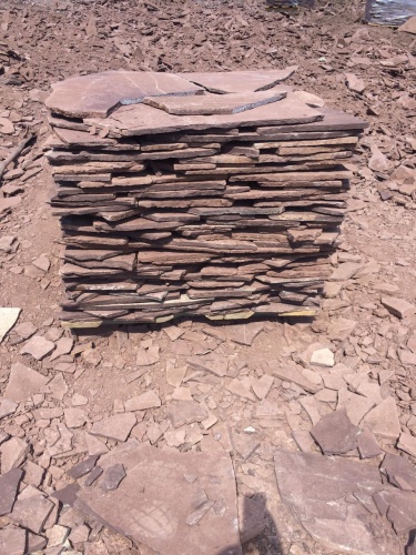 Плитняк лемезит бордовый для цоколя 1,5-2 см купить в Владимирской области