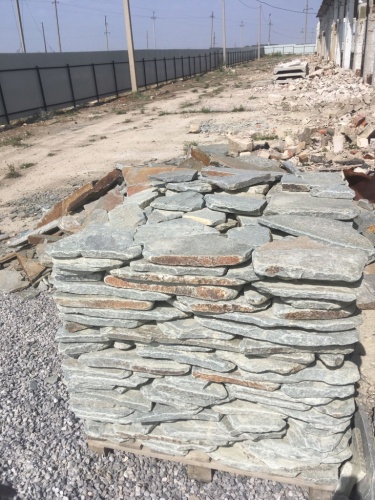 Златолит серебристый галтованный для лестниц купить в Владимирской области