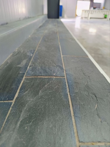 Плитка чёрная из натурального камня фасадная 30 см * 5 см, толщина 7 мм -30 мм купить в Владимирской области