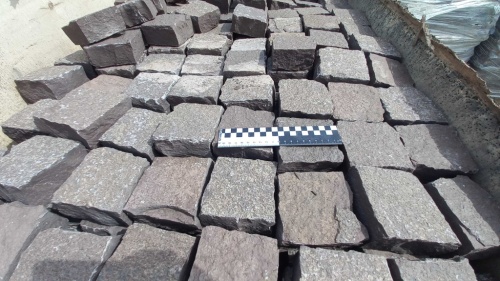 Лемезит колотая брусчатка 10 * 10 см. для парковки купить в Владимирской области